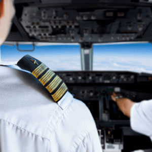 Toxic Airplane Cabin Air Side Effects Endangering Pilots And Flight Attendants Lawsuits