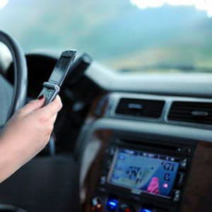 Ban On Texting And Driving Advancing Through The Legislature